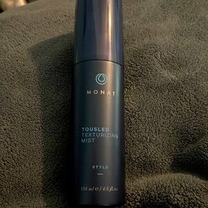 Monat Tousled Texturizing Mist